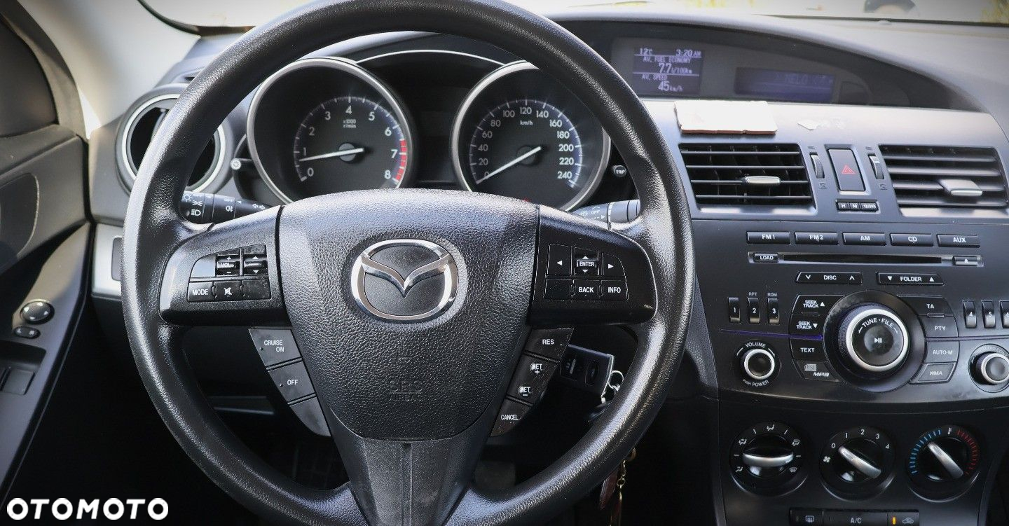 Mazda 3 - 11