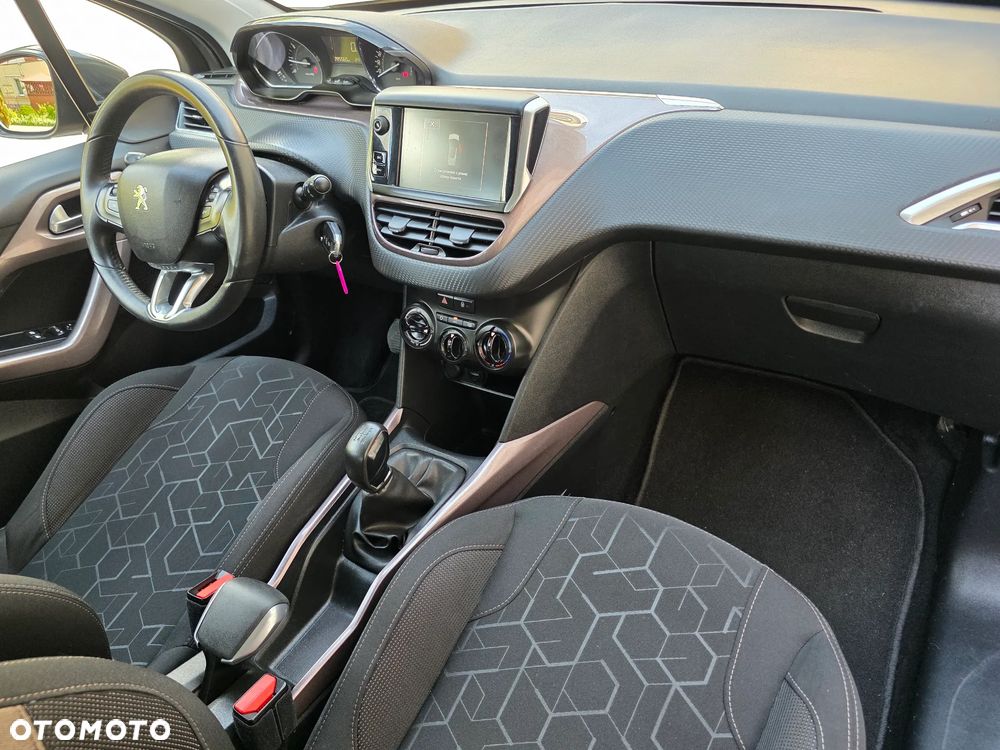 Peugeot 2008 1.6 VTi Active - 26