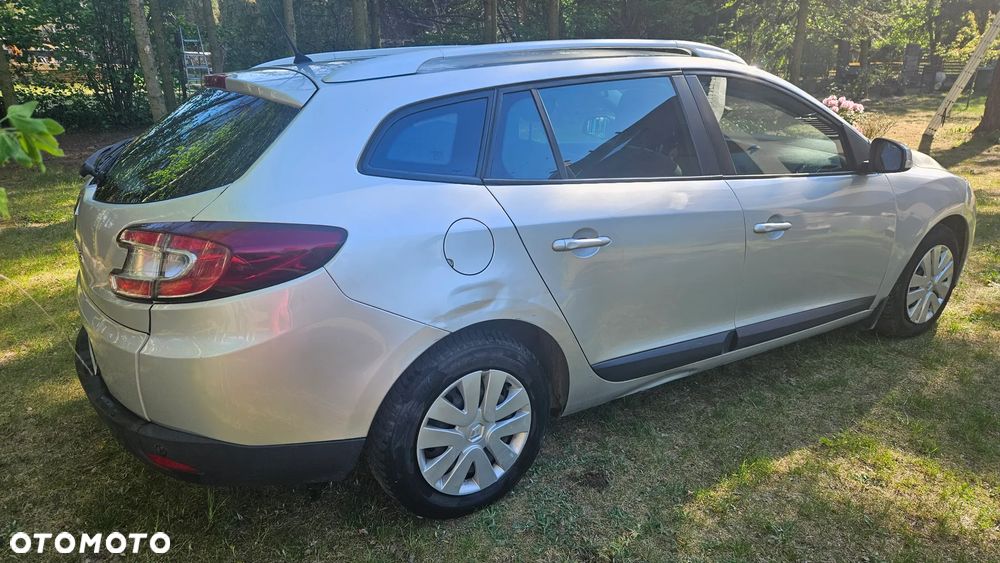 Renault Megane 1.5 dCi Expression - 11
