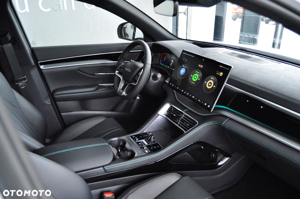 BYD Seal U 1.5T Design AWD - 12