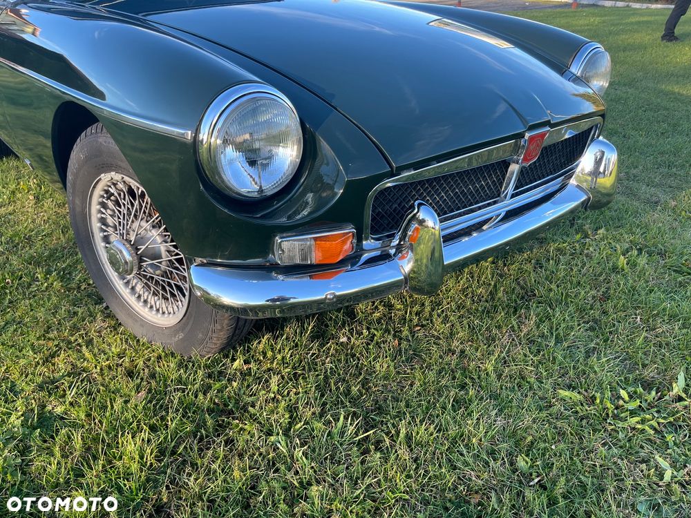 MG MGB - 15