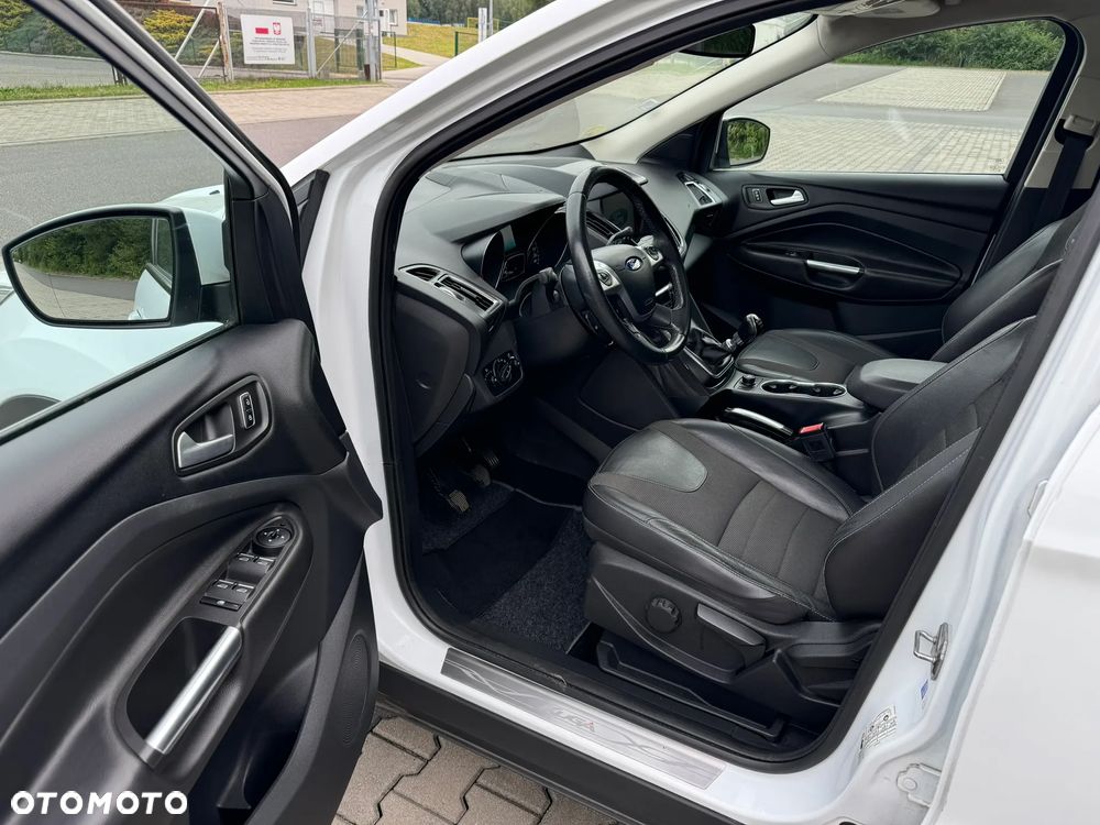 Ford Kuga 2.0 TDCi AWD Titanium - 9