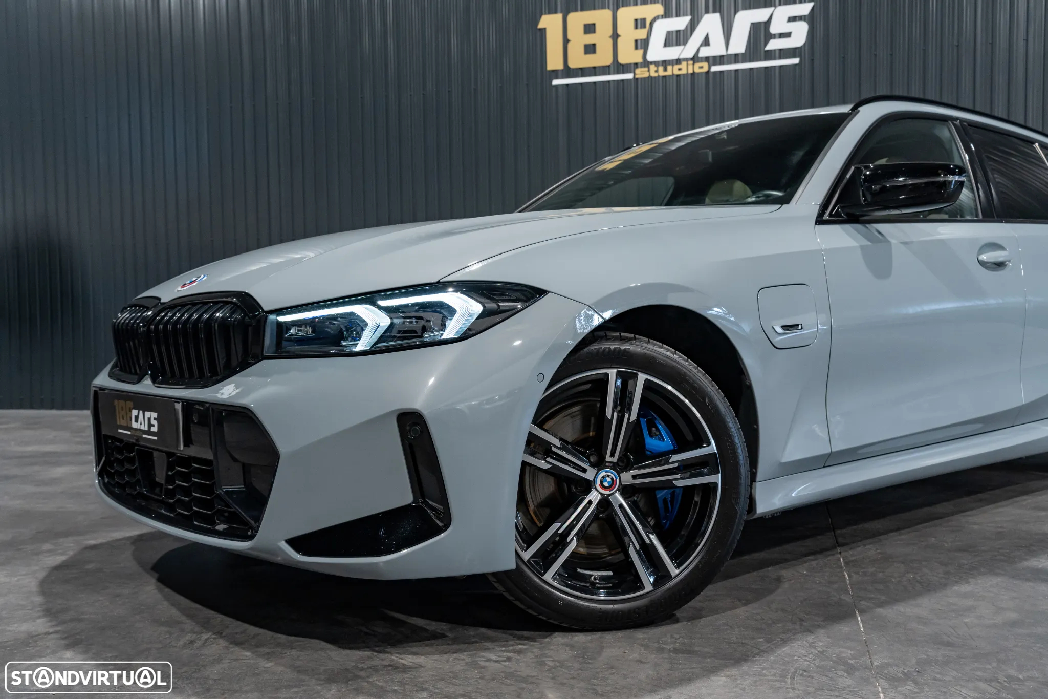 BMW 330 e Touring Pack M Auto - 37