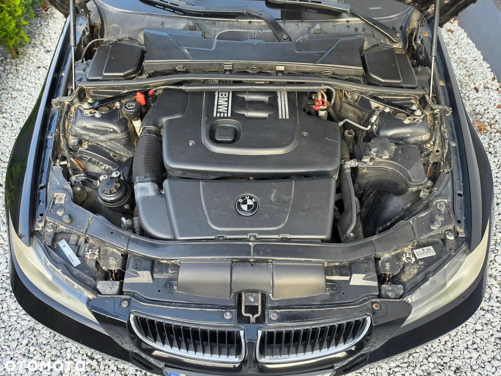 BMW Seria 3 318d - 18