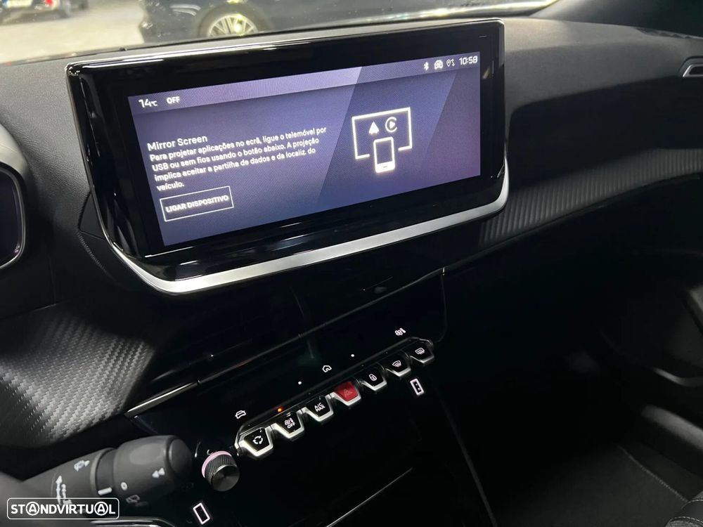 Peugeot 2008 1.2 Hybrid Allure e-DCS6 - 24