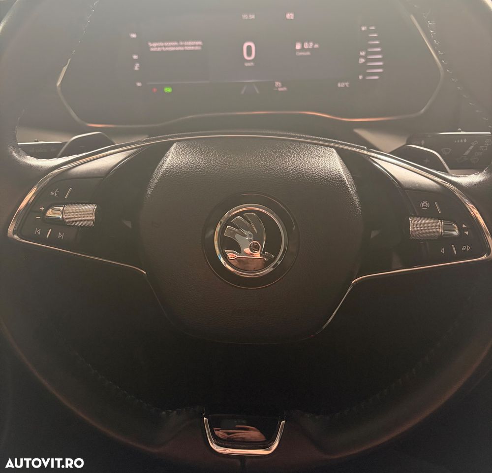 Skoda Octavia 2.0 TDI DSG Style - 11