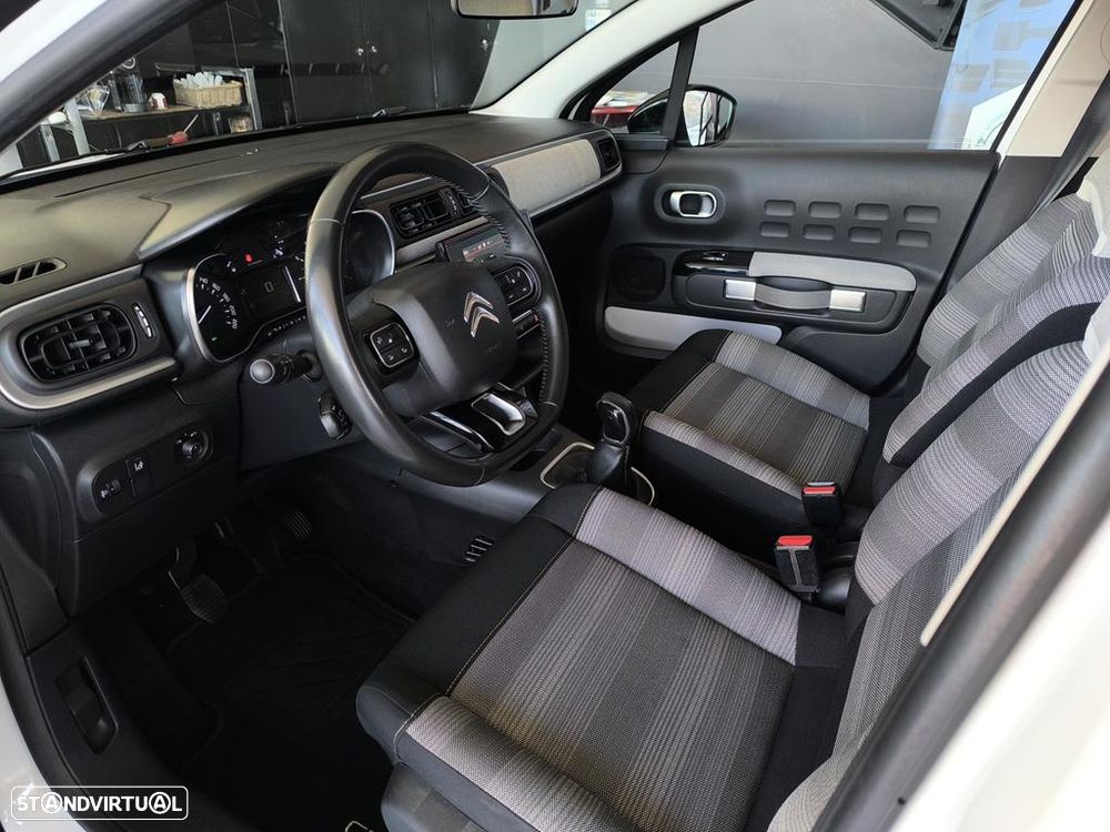 Citroën C3 1.2 PureTech Shine - 6
