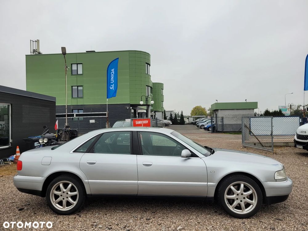 Audi A8 - 5
