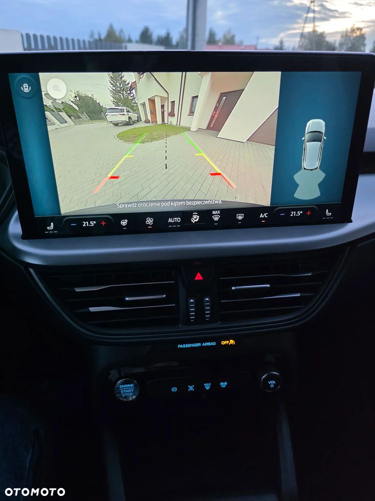 Ford Kuga - 19