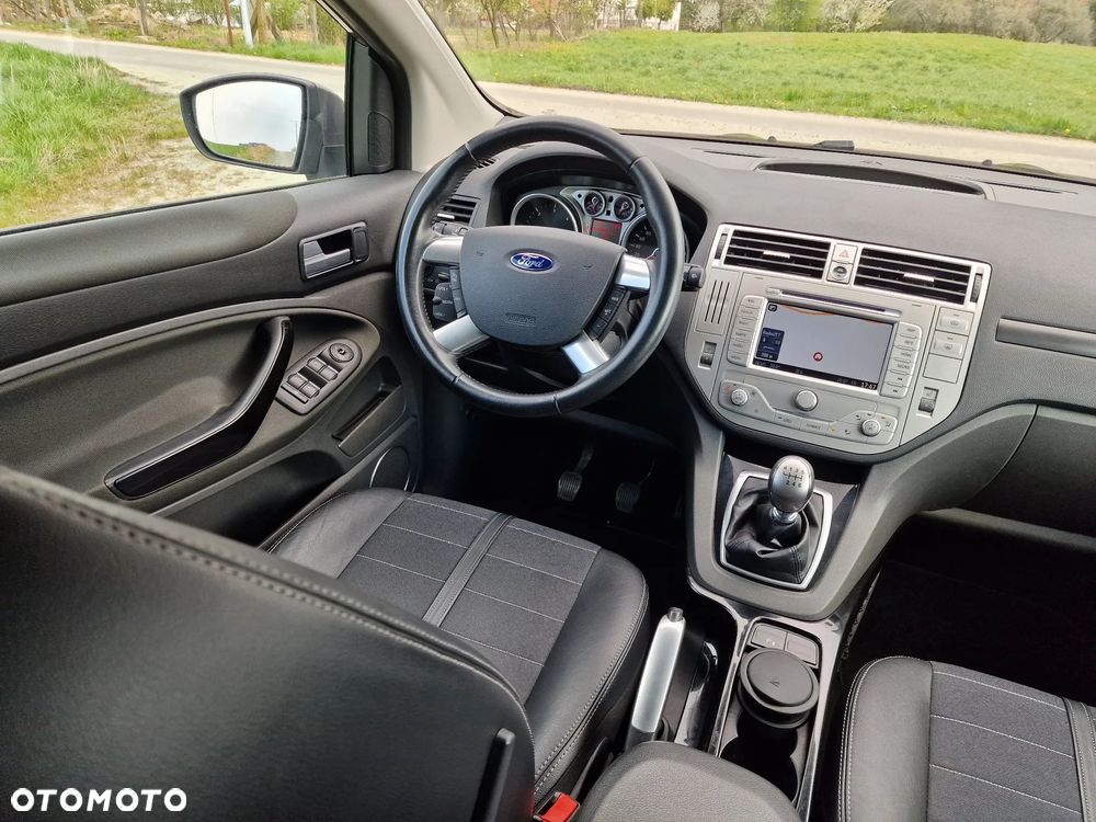 Ford Kuga 2.0 TDCi 4x4 Titanium - 17