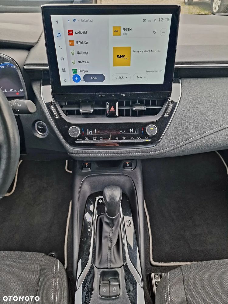 Toyota Corolla 1.8 Business Edition - 18