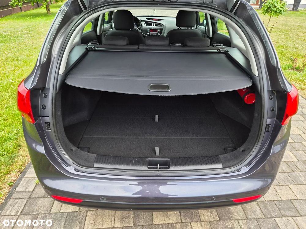Kia Ceed 1.6 CRDi L - 12