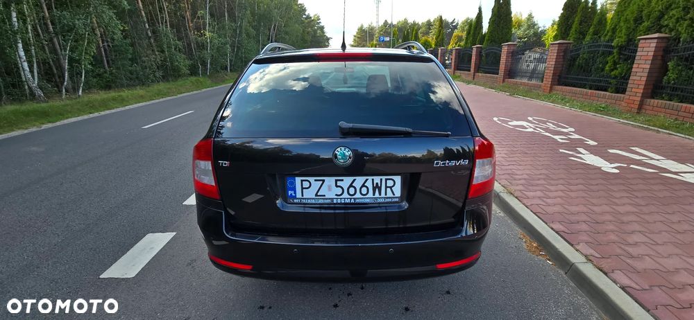 Skoda Octavia 2.0 TDI DPF DSG FAMILY - 6