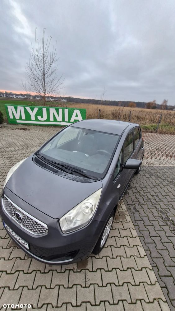 Kia Venga - 3