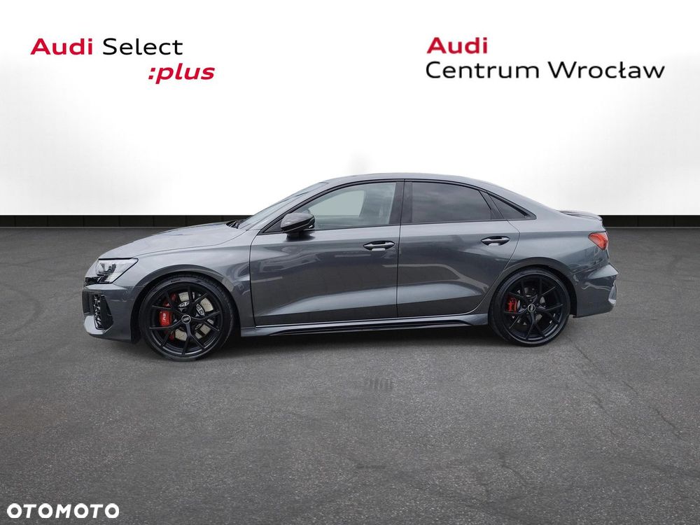 Audi RS3 Limousine - 3