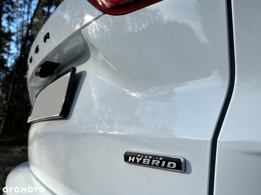 Ford Kuga 2.5P PHEV FWD ST-Line eCVT - 27