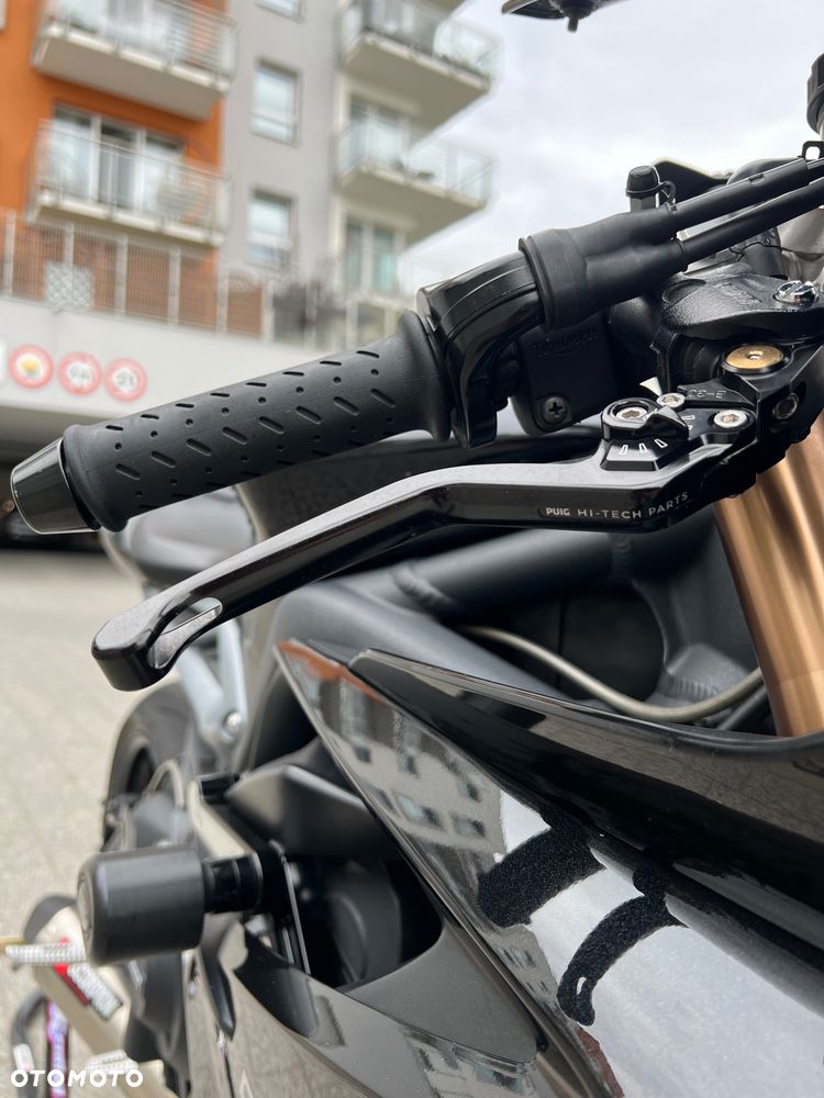Triumph Daytona - 8