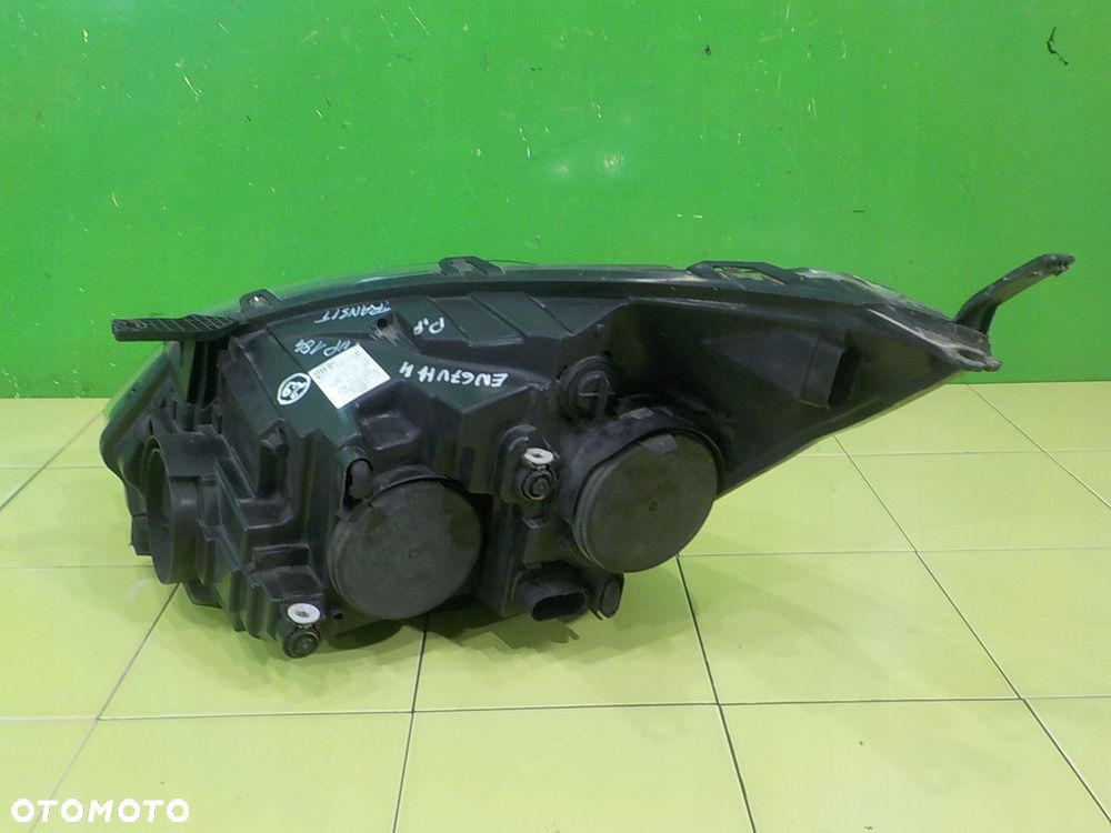 FORD TRANSIT CUSTOM I 2.0 TDCI 17r 5D lampa prawa przod - 3