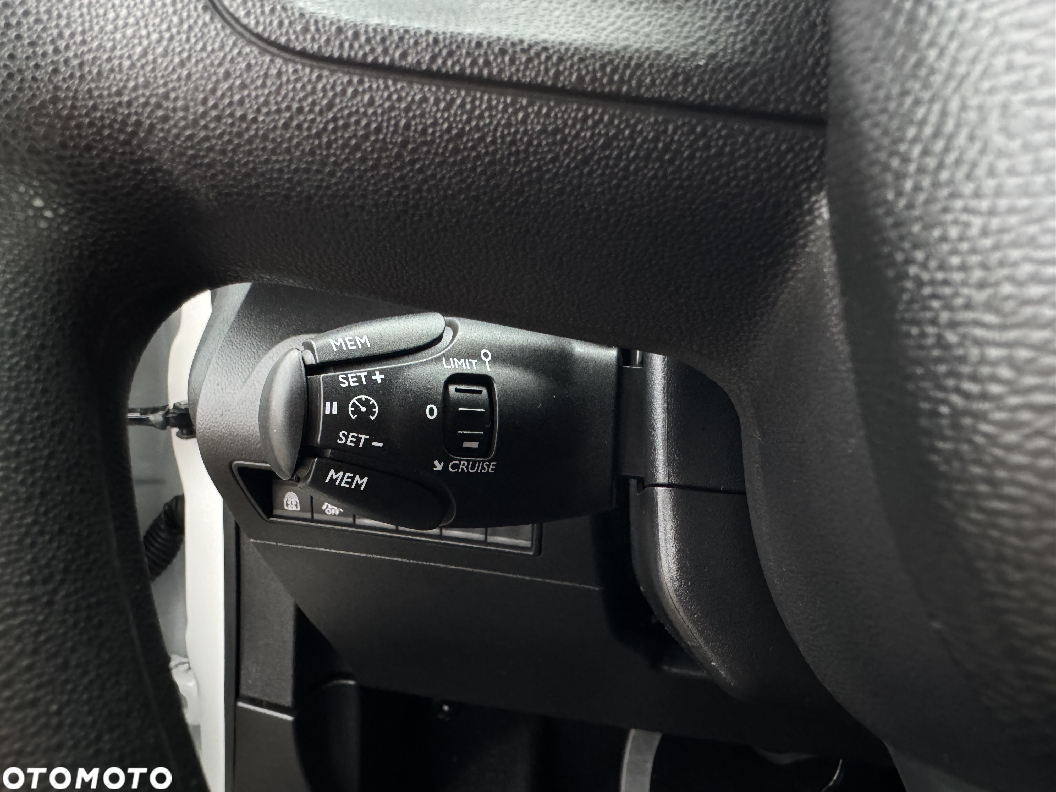 Toyota Proace City Verso Long 1.5 D-4D Business - 28