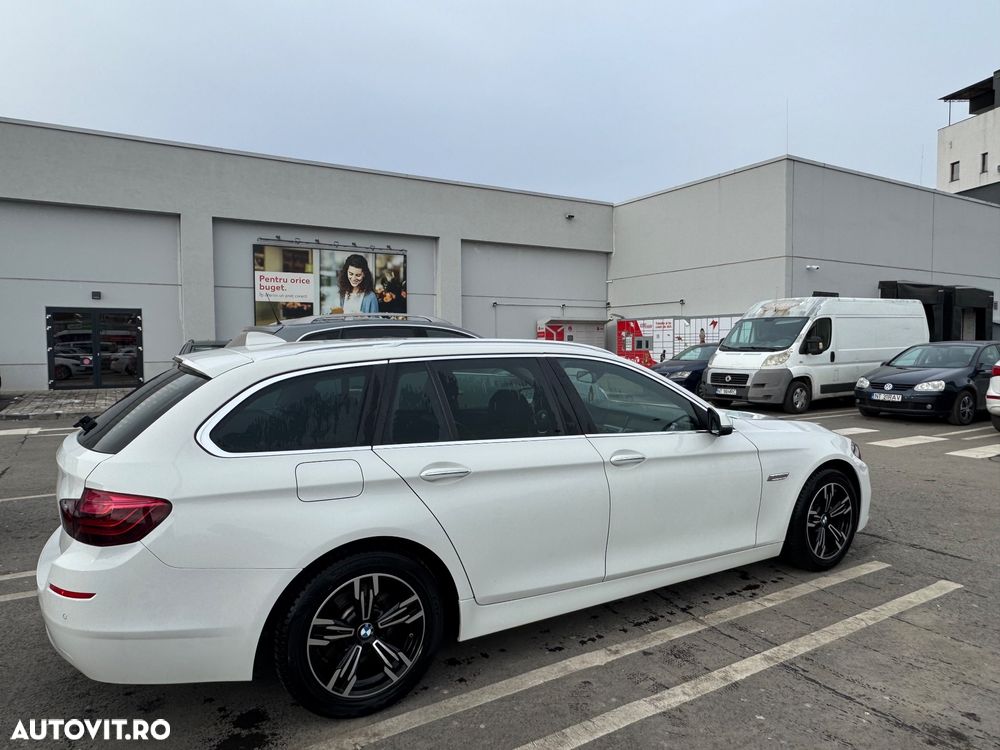 BMW Seria 5 520d xDrive AT - 2