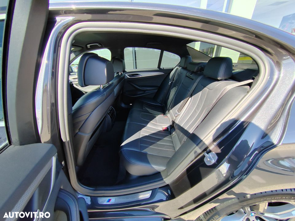 BMW Seria 5 520d xDrive Aut. M Sport Edition - 13