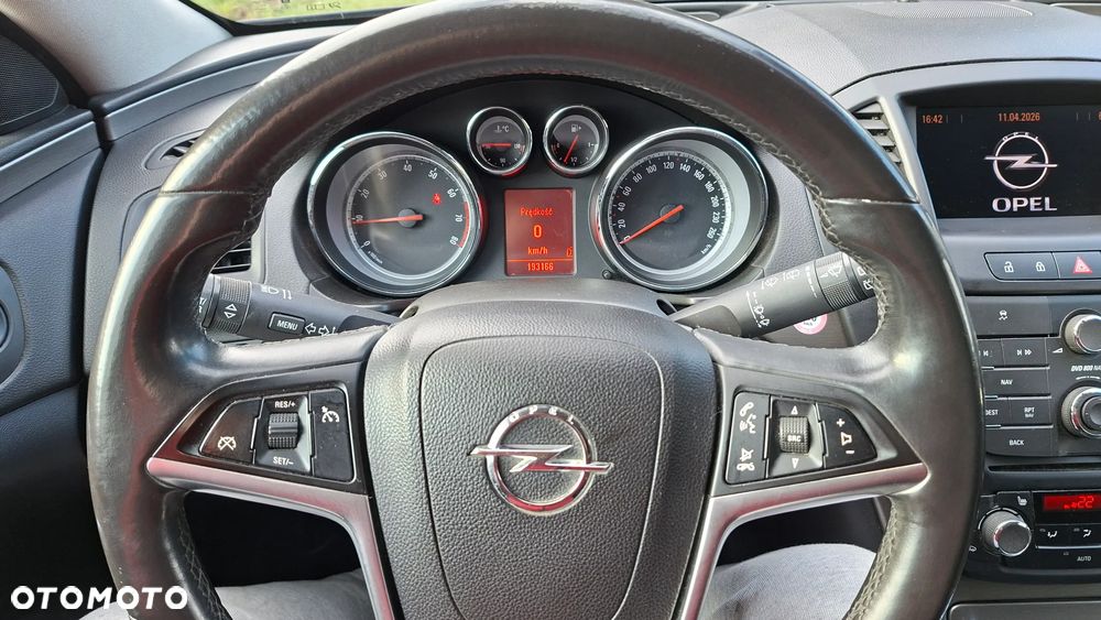 Opel Insignia 1.8 - 6