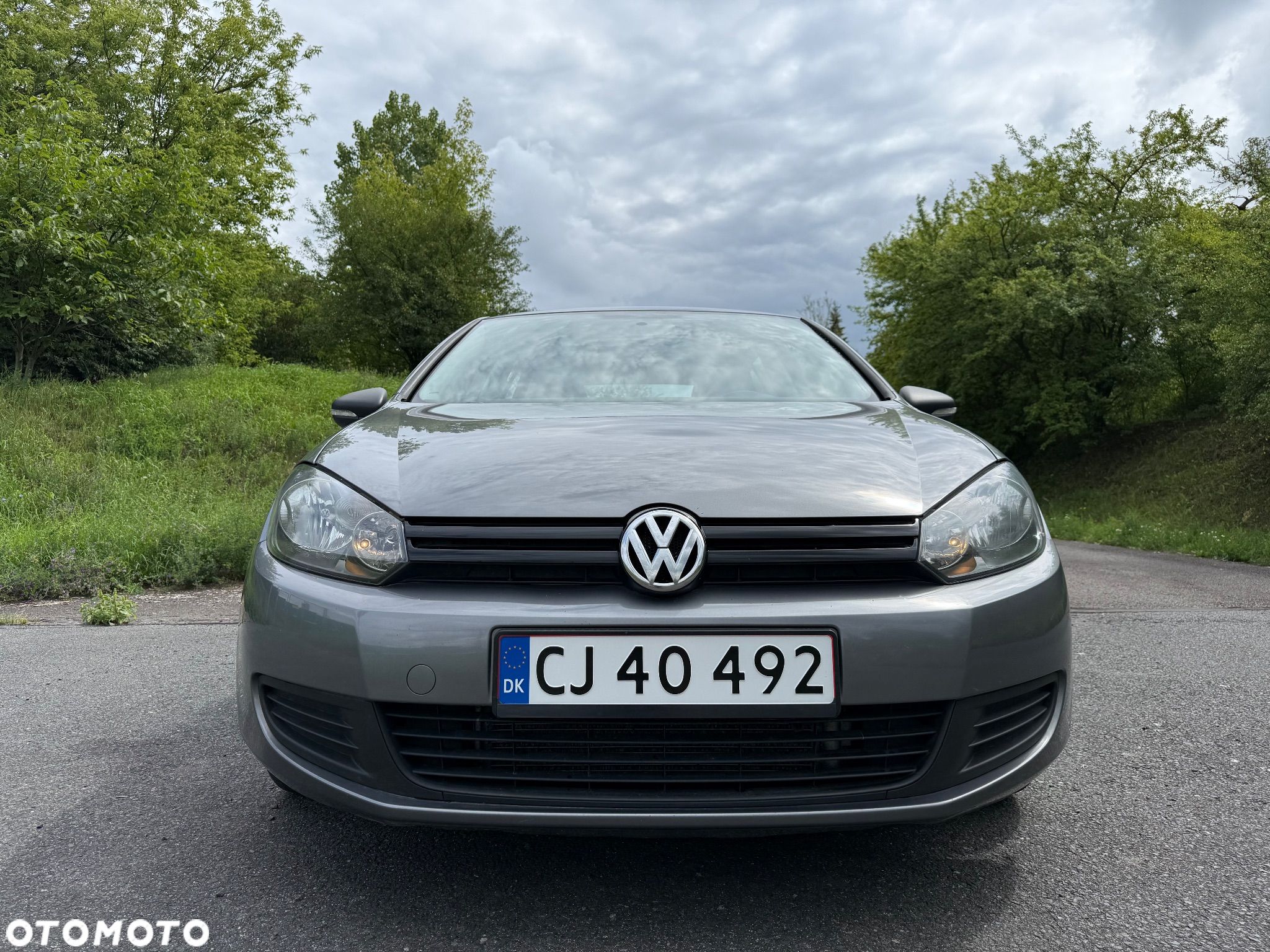 Volkswagen Golf 1.6 TDI DPF BlueMotion - 1