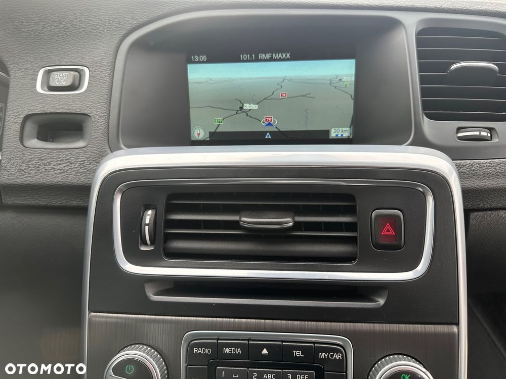 Volvo V60 D3 Drive-E Summum - 17