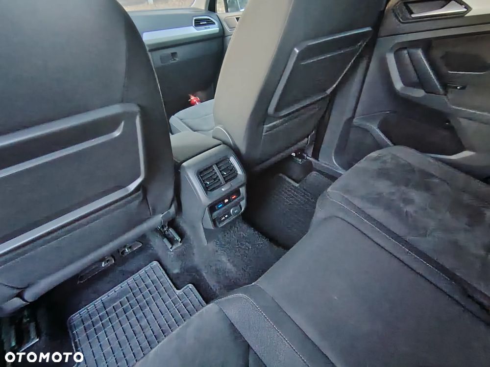 Volkswagen Tiguan 2.0 TDI SCR R-Line - 11