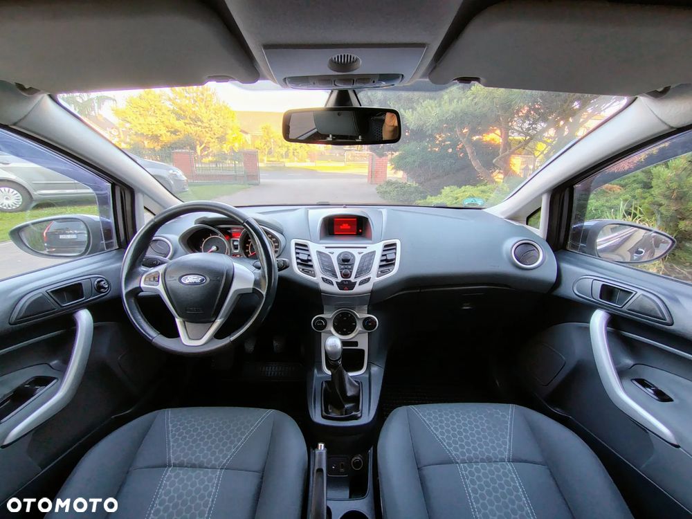 Ford Fiesta 1.25 Titanium - 12