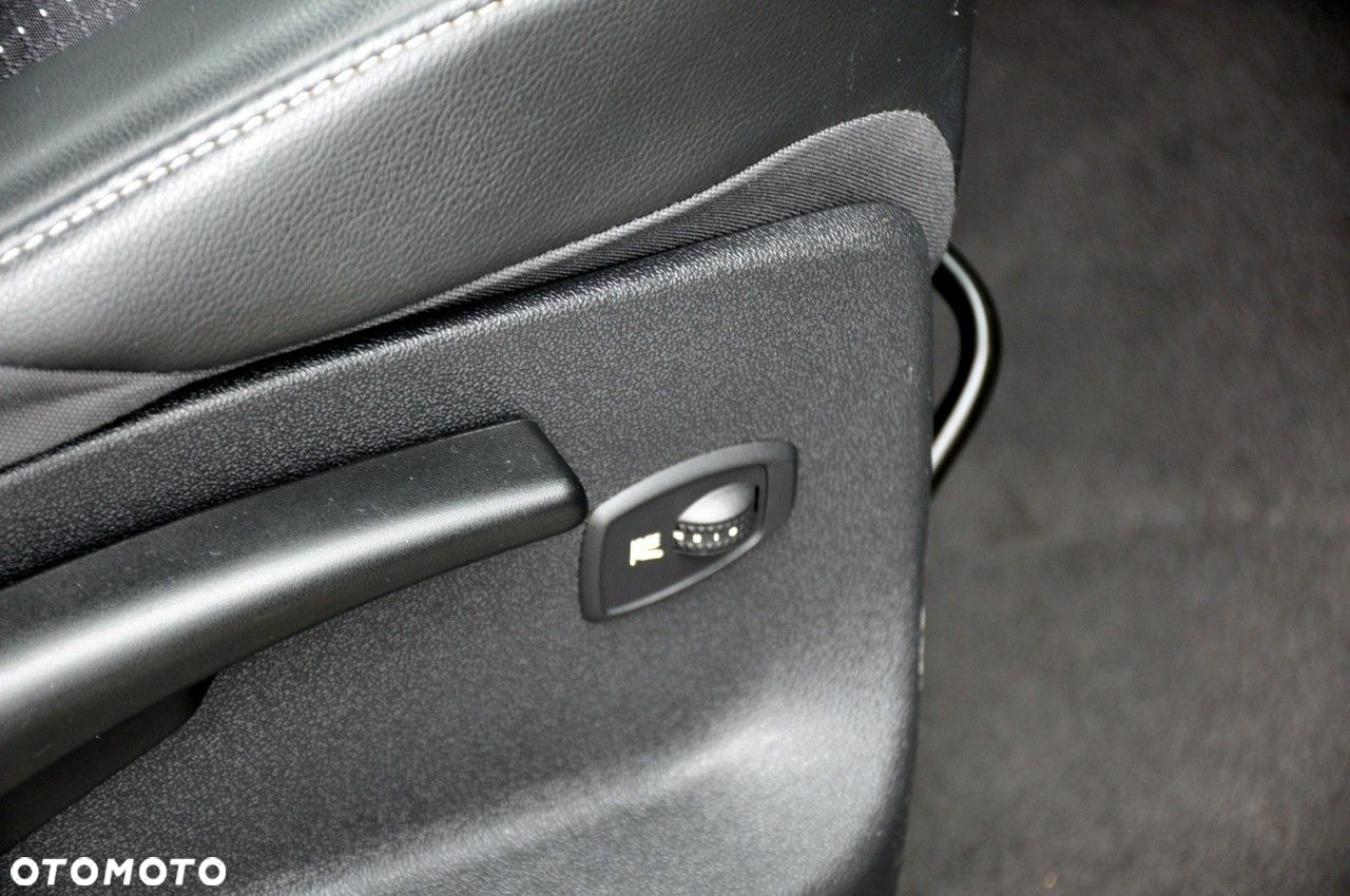 Renault Scenic - 18