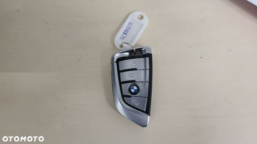 BMW Seria 7 - 32