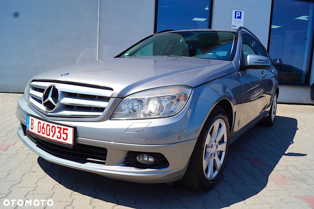 Mercedes-Benz Klasa C 220 CDI DPF Automatik Avantgarde - 2