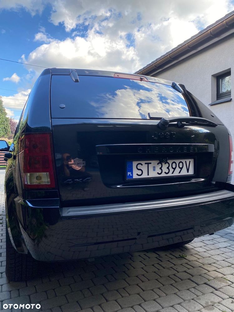 Jeep Grand Cherokee - 10