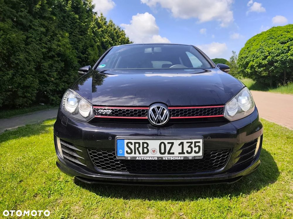 Volkswagen Golf - 11