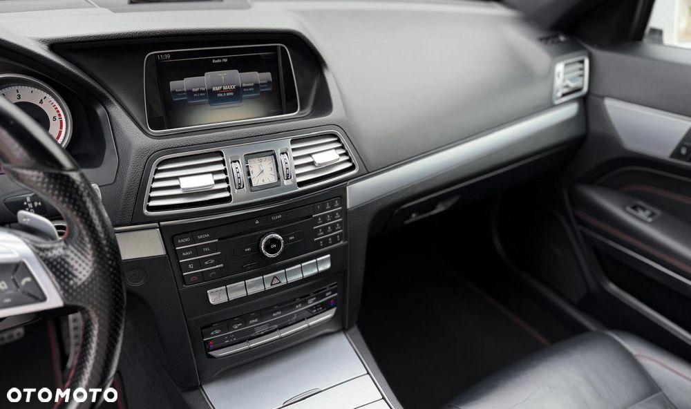 Mercedes-Benz Klasa E 250 (BlueTEC) d 9G-TRONIC - 27