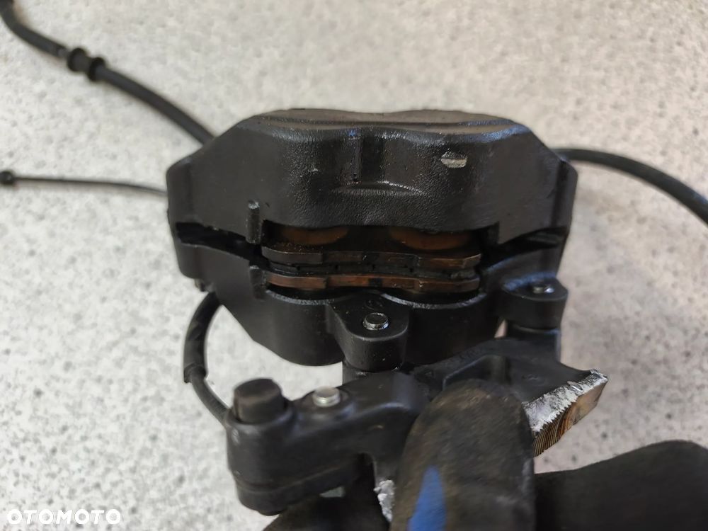 Zaciski hamulcowe przód, czujnik ABS Kawasaki Z900 Z 900 2022 - 13