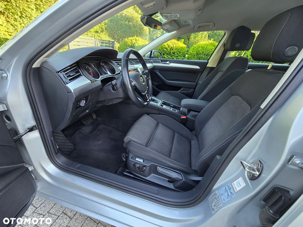 Volkswagen Passat 2.0 TDI (BlueMotion Technology) DSG Comfortline - 5
