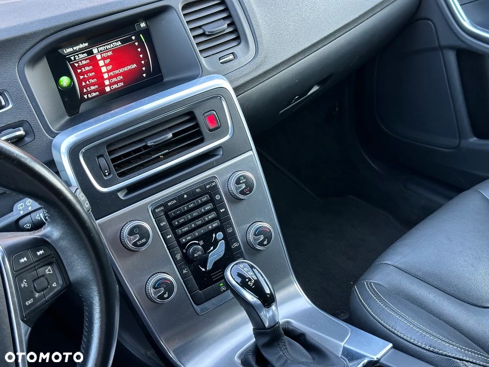 Volvo V60 - 16
