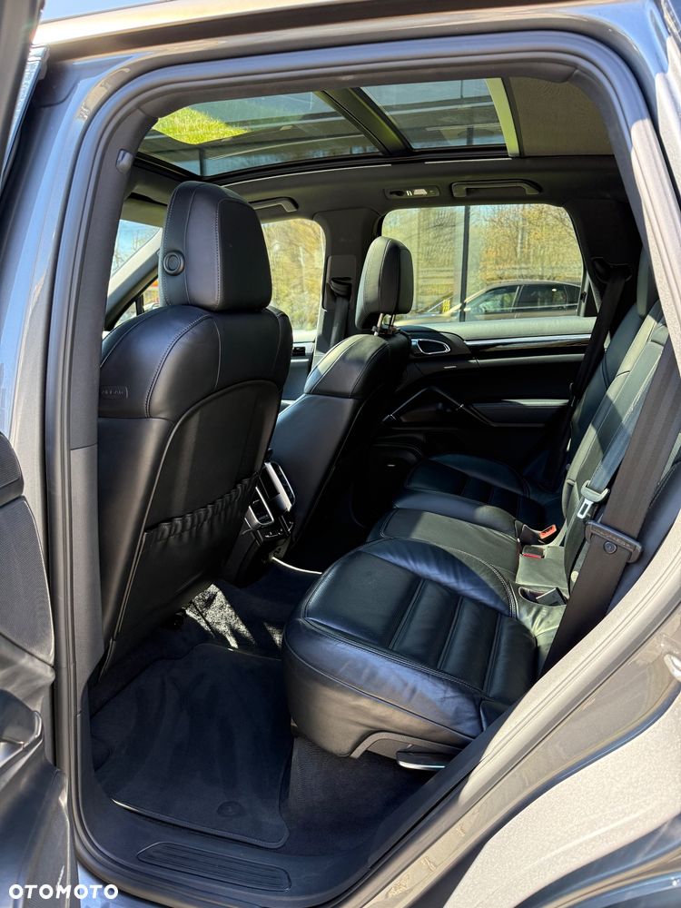 Porsche Cayenne Diesel - 16