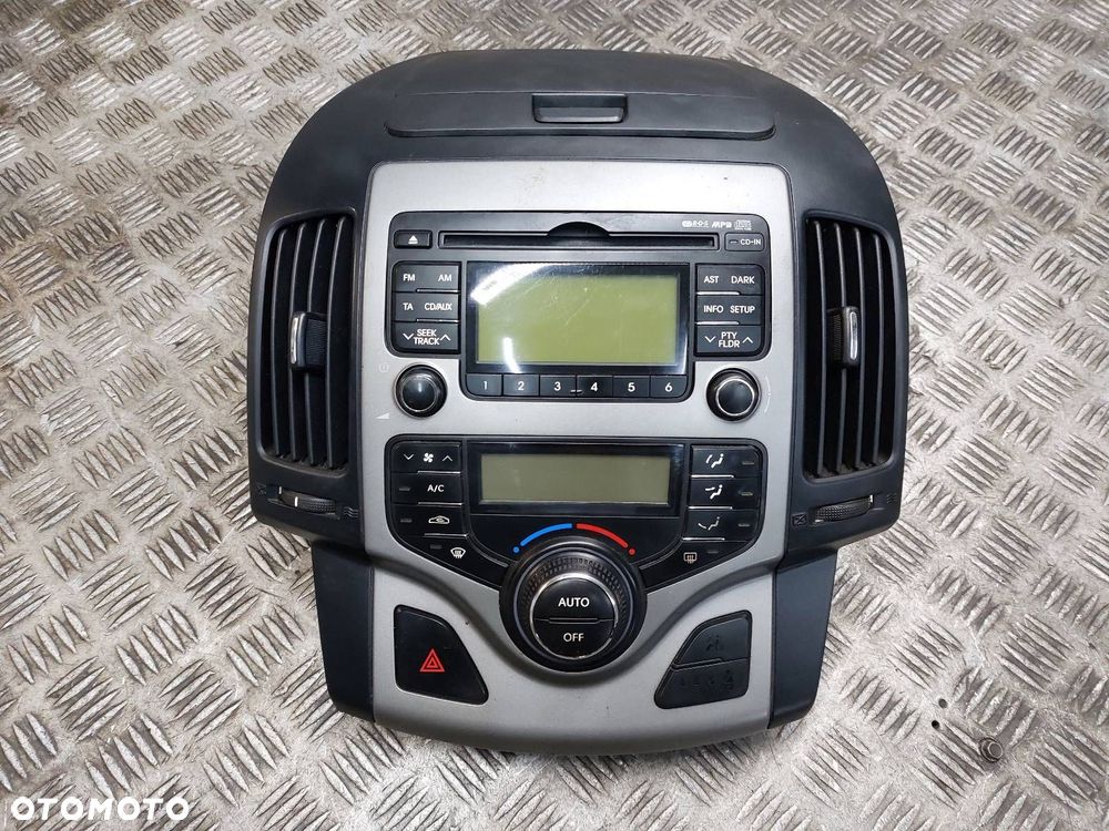 RADIO ODTWARZACZ + PANEL NAWIEWU + RAMKA HYUNDAI I30 I 96160-2L200 - 1