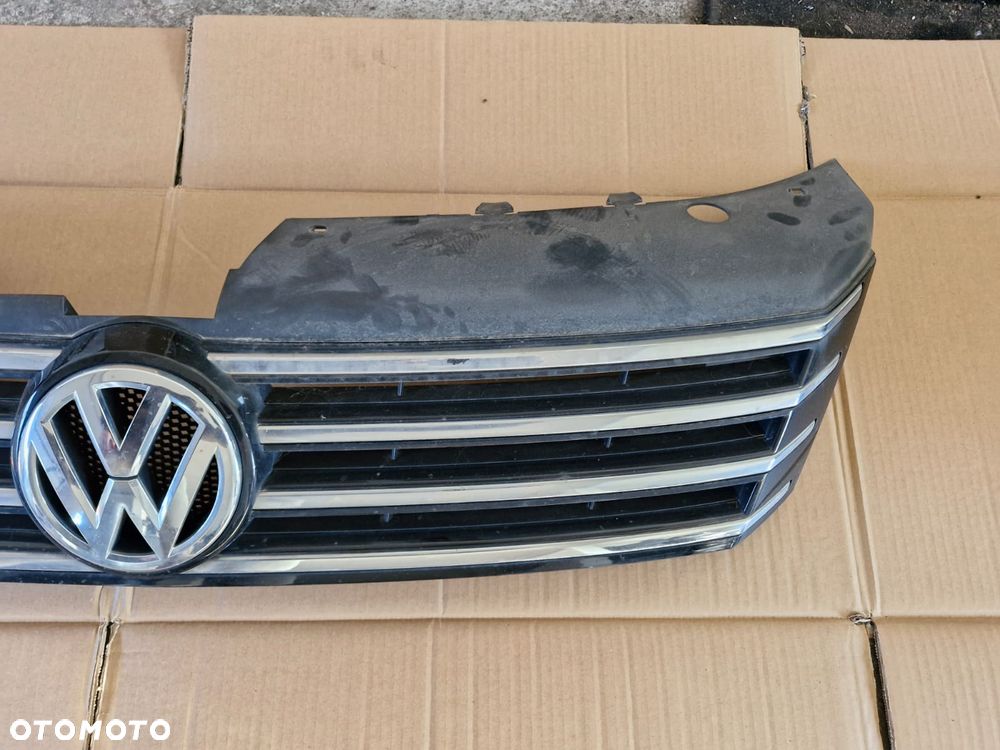 Grill atrapa Volkswagen Passat B7 oryginał - 3