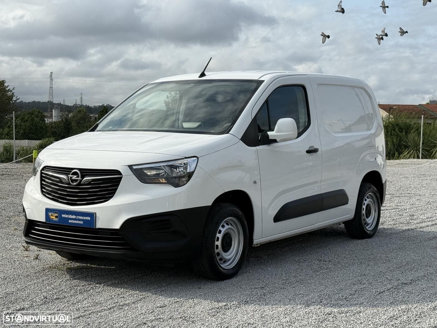 Opel Combo 1.5 CDTI IVA Dedutivel 3 Lug. Ecrã - 4