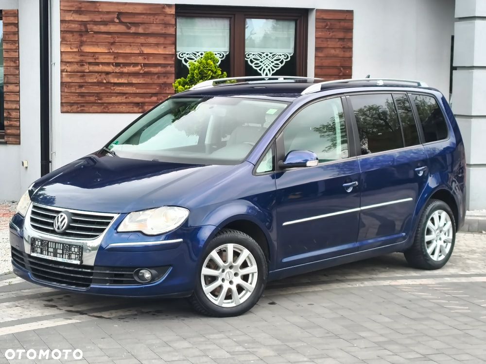 Volkswagen Touran 2.0 TDI DPF Highline - 9