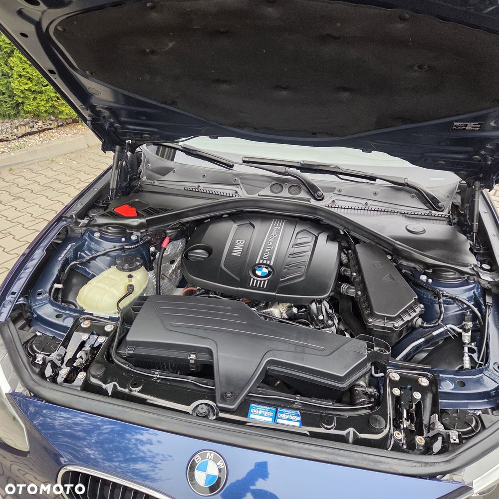 BMW Seria 1 116d DPF - 16