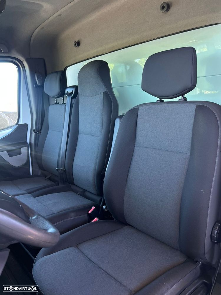 Renault Master 2.0 dCi L3 4T0 Advance Cx.Basculante Aço Taip. Aço+Cx. Arr. - 18