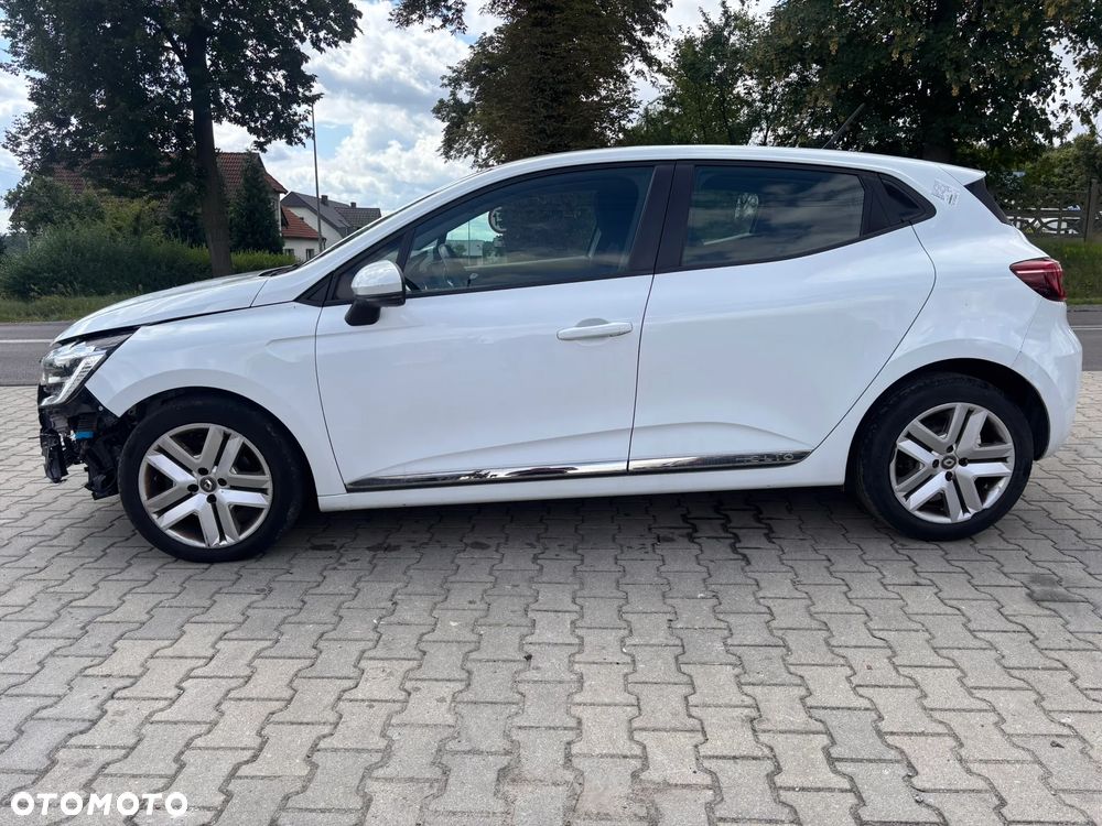 Renault Clio - 7