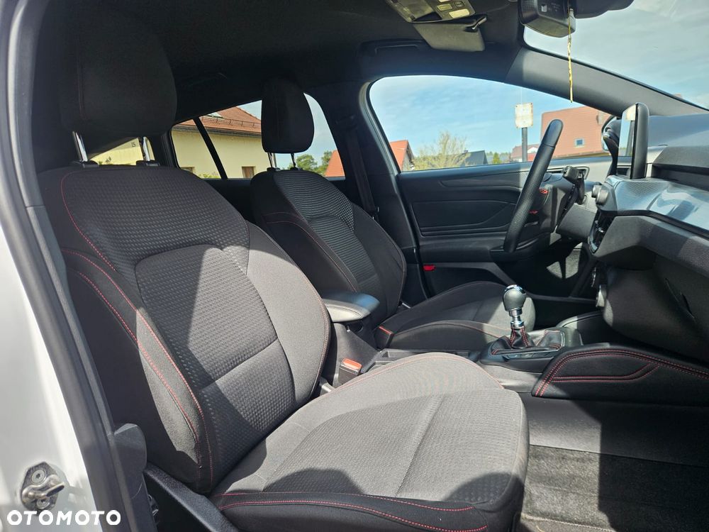 Ford Focus 1.5 EcoBoost ST-Line - 11