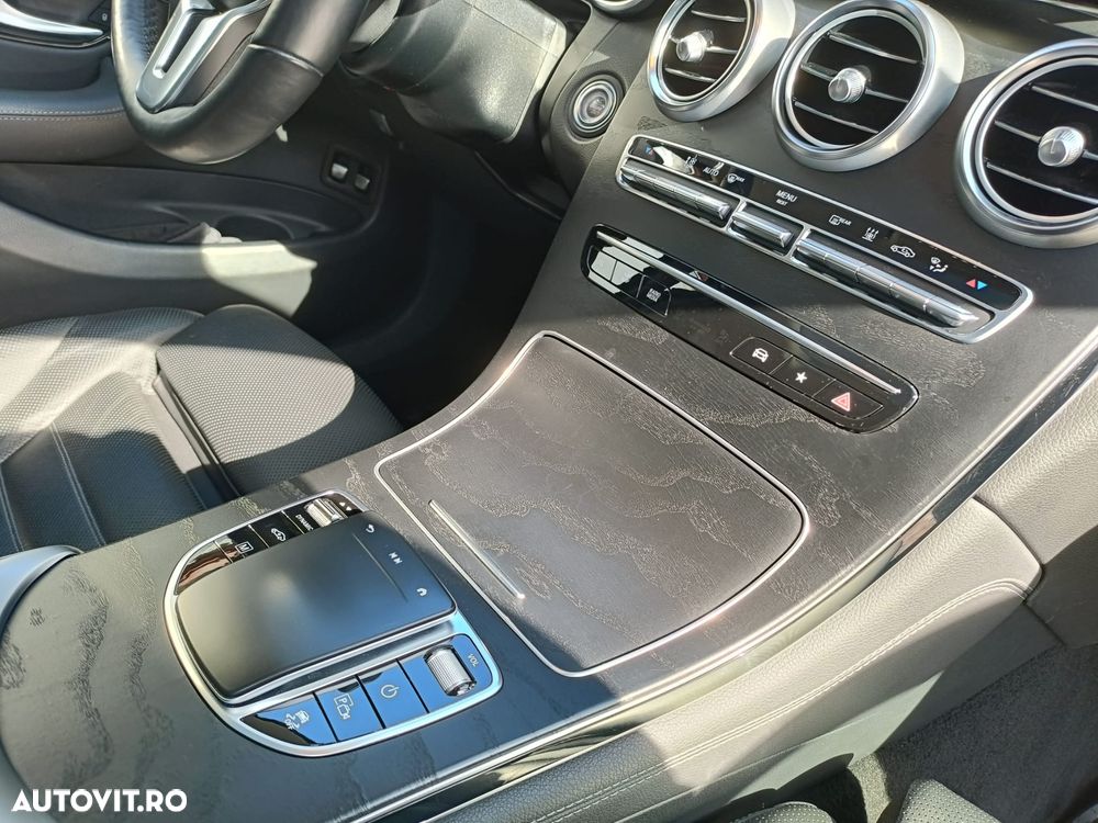 Mercedes-Benz GLC 300 e 4Matic 9G-TRONIC - 15