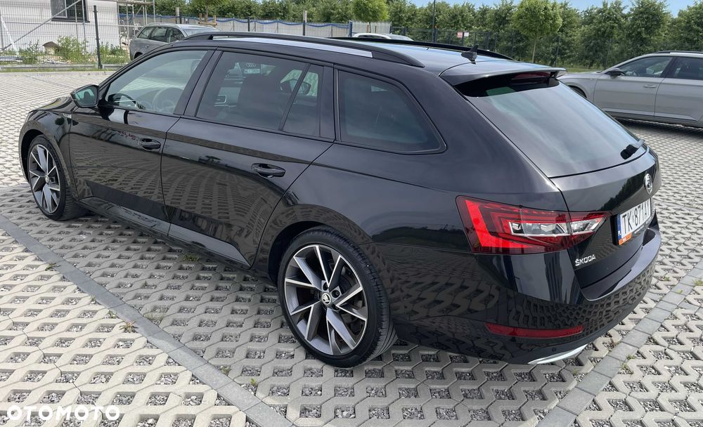 Skoda Superb 2018 photo 3